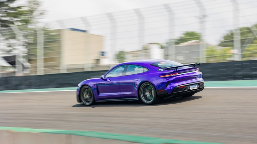 Porsche Taycan Turbo GT ρεκόρ Interlagos