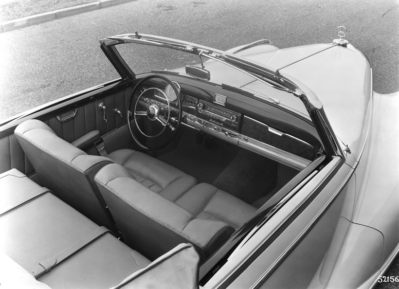 Mercedes-Benz 300 S