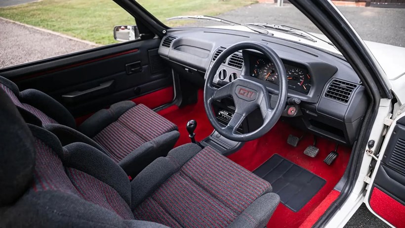 Peugeot 205 GTI