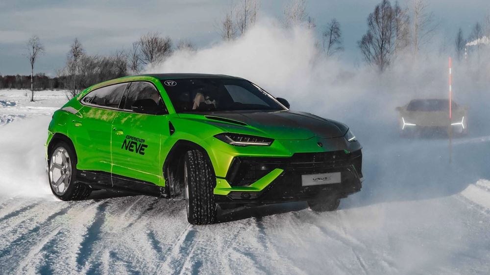 Lamborghini Esperienza Neve