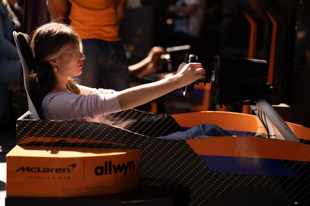 McLaren Roadshow Λάρισα