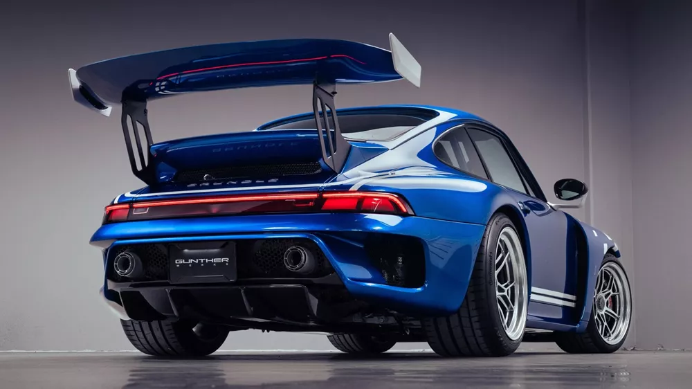 Porsche 911 Brundle Edition