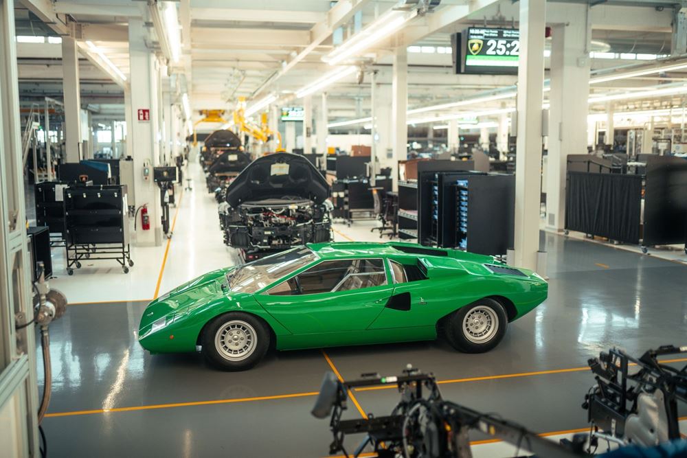 Lamborghini Countach γραμμη παραγωγής