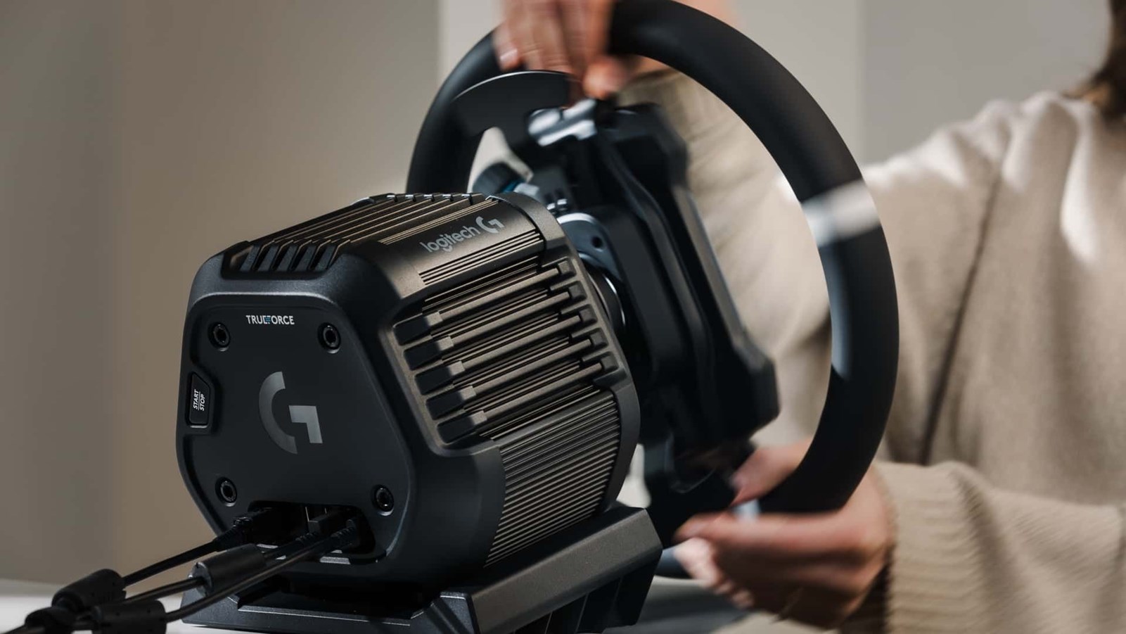 Logitech RS50