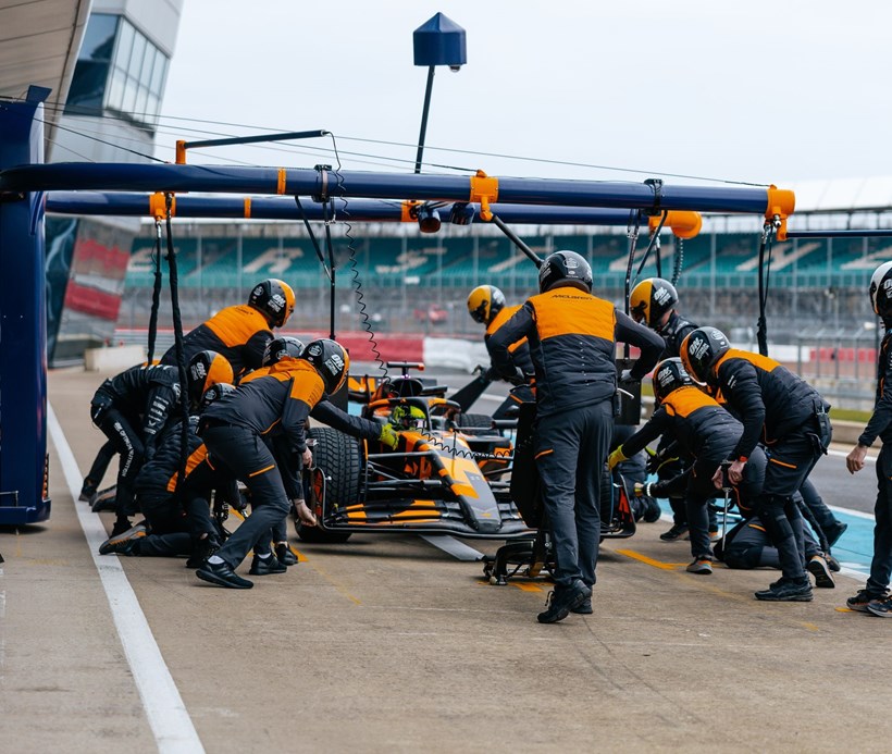 McLaren MCL39 Shakedown