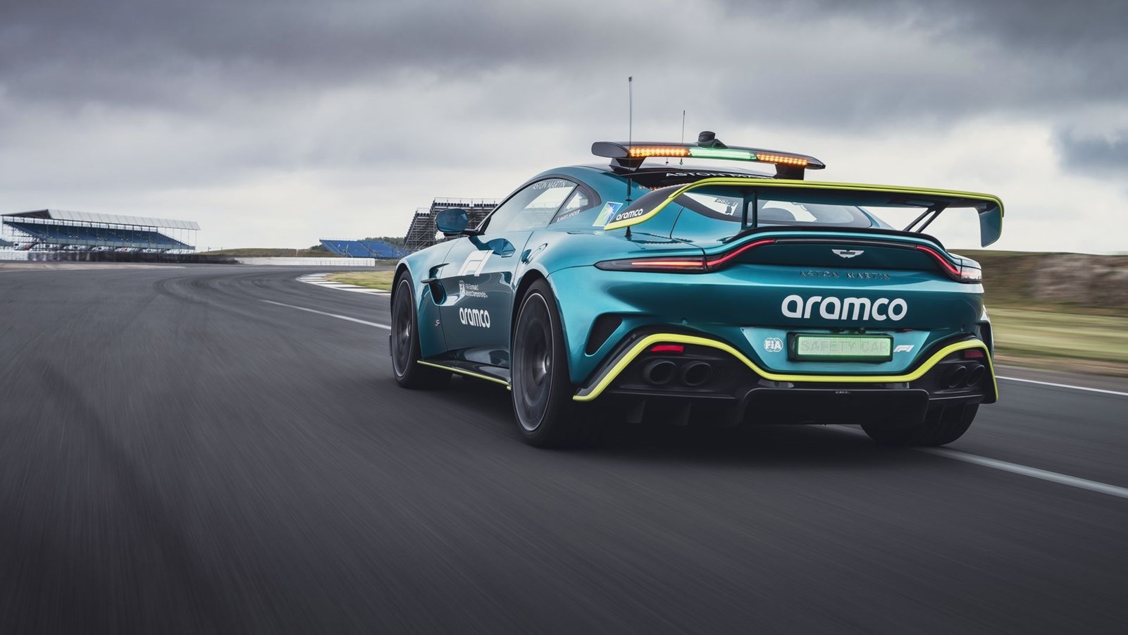 Aston Martin Vantage S Safety Car