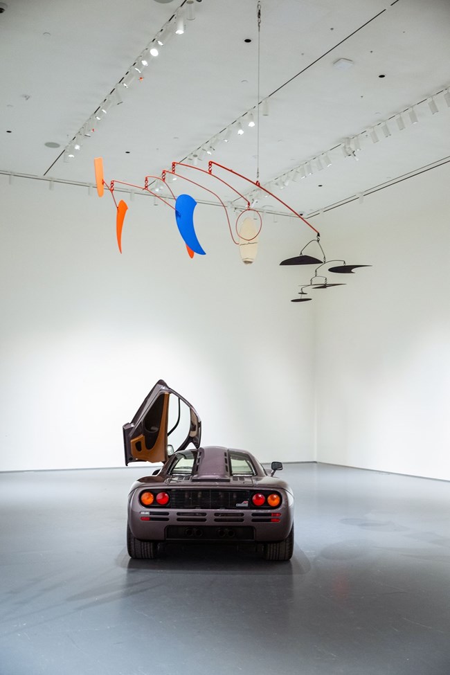 McLaren F1 Sotheby'S Sealed Δημοπρασία