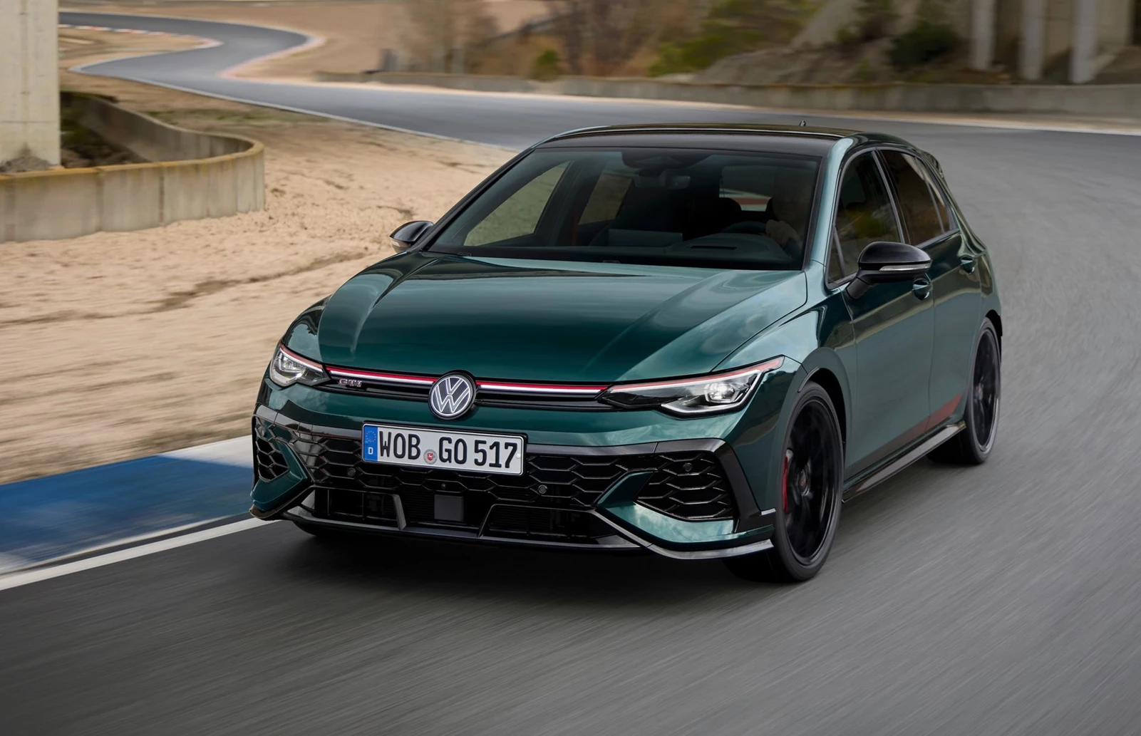 VW Golf GTI Edition 50