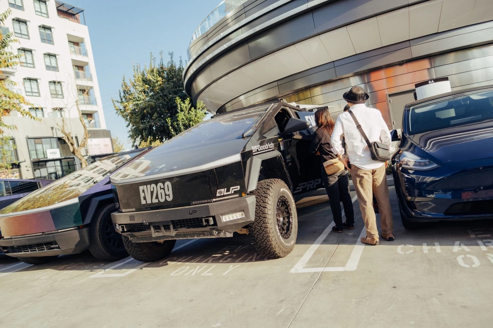 Tesla Cybertruck συνάντηση ιδιοκτητών