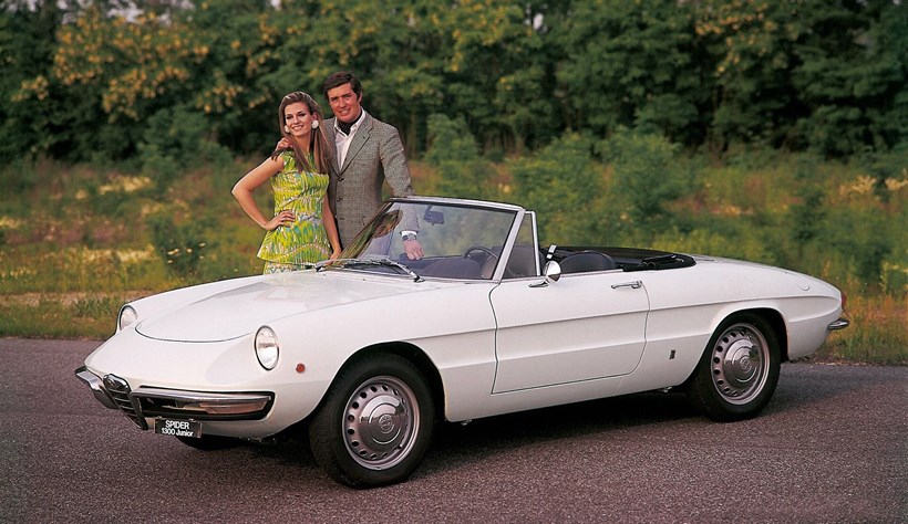 Alfa Romeo Giulia GT 1300 Junior Spider