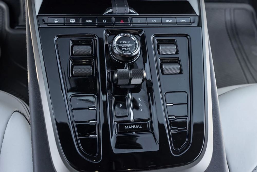 Aston Martin DBX 707 δημοπρασία