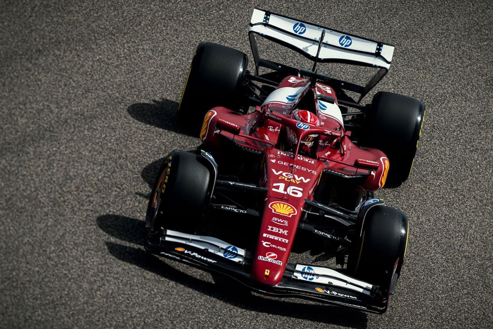 F1 δοκιμές Μπαχρέιν Ferrari Hamilton