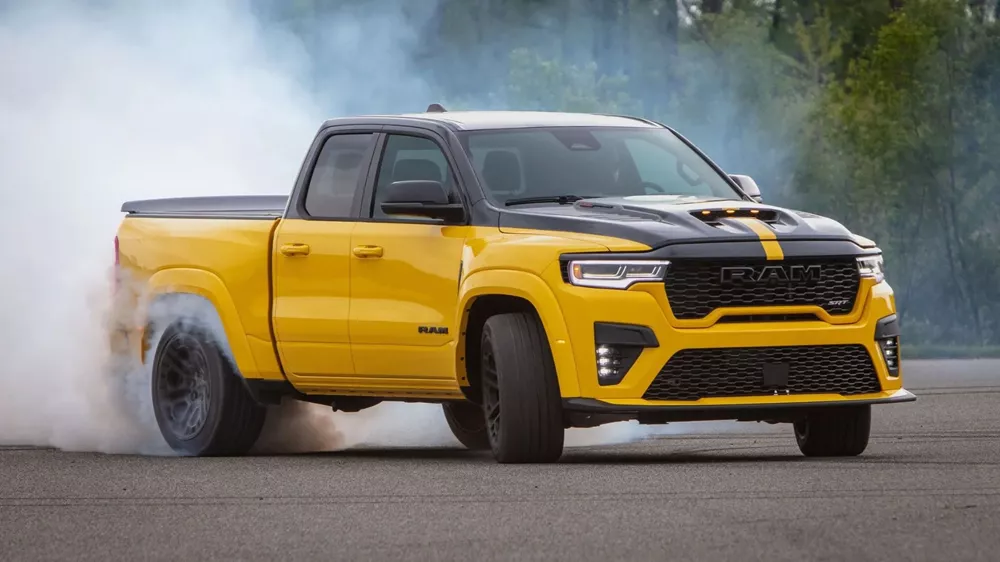 RAM 1500 Rumble Bee SRT