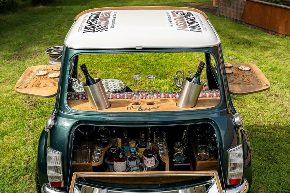 Κλασικό Mini γίνεται MiniBar