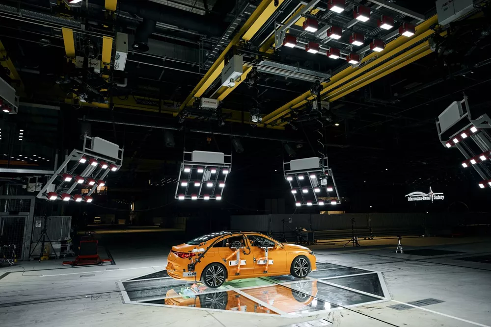 Mercedes CLA crash test