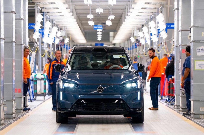 Volvo EX90 paragogi