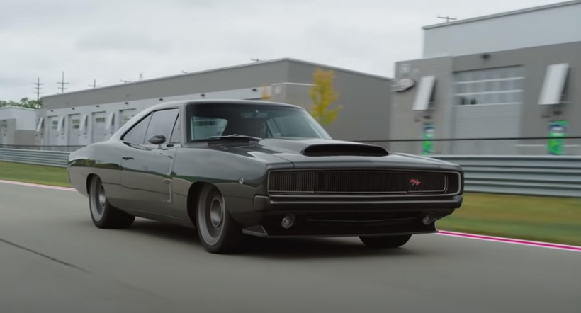 Dodge Charger 1968 restomod