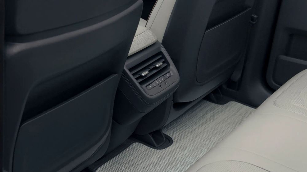 Rivian R3