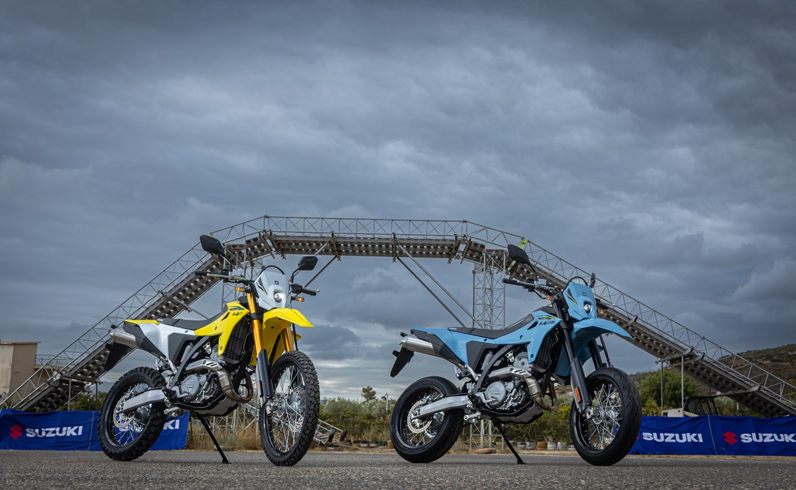 Suzuki DR-Z4S και DR-Z4SM
