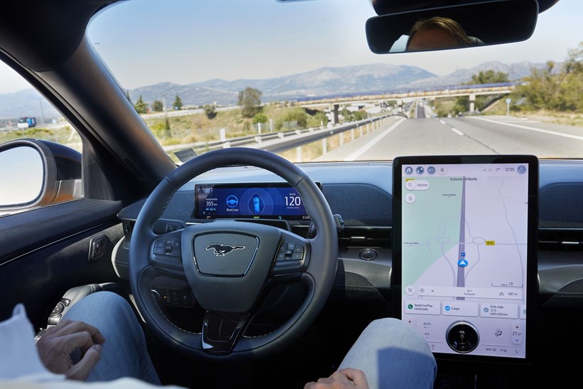Ford BlueCruise οδήγηση χωρίς χέρια στην Ελλάδα