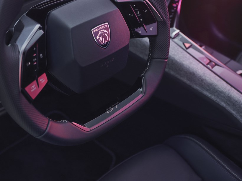 Peugeot E-3008 2023
