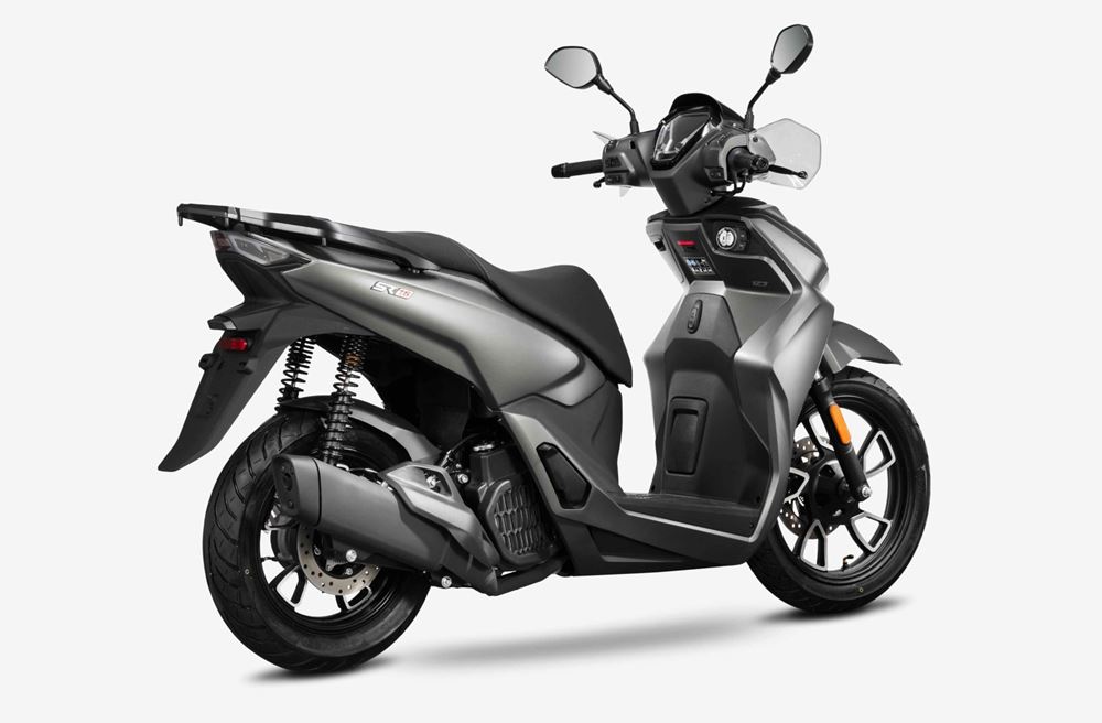 Voge SR16