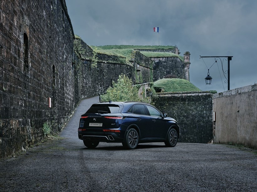DS 7 VAUBAN θωρακισμένο plug-in υβριδικο SUV