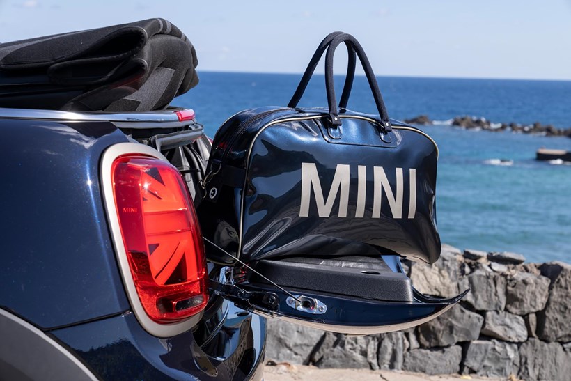 Mini Cooper SE Convertible