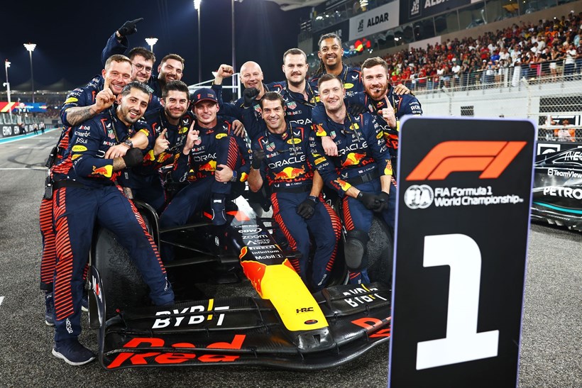 F1 GP Άμπου Ντάμπι Red Bull