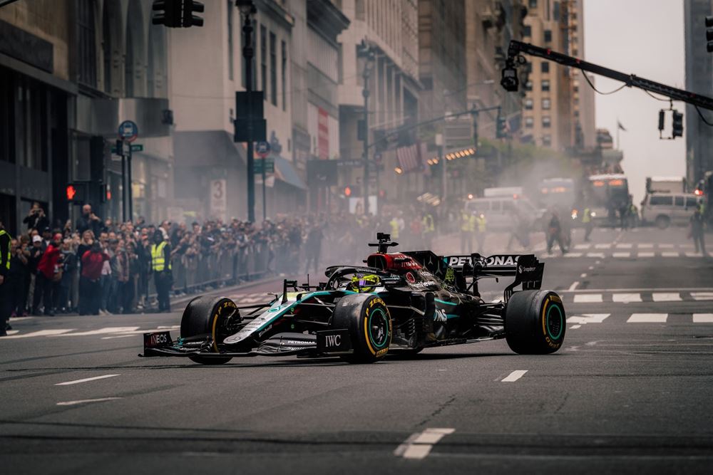 Mercedes F1 5η Λεωφόρος Νέα Υόρκη Empire State Building