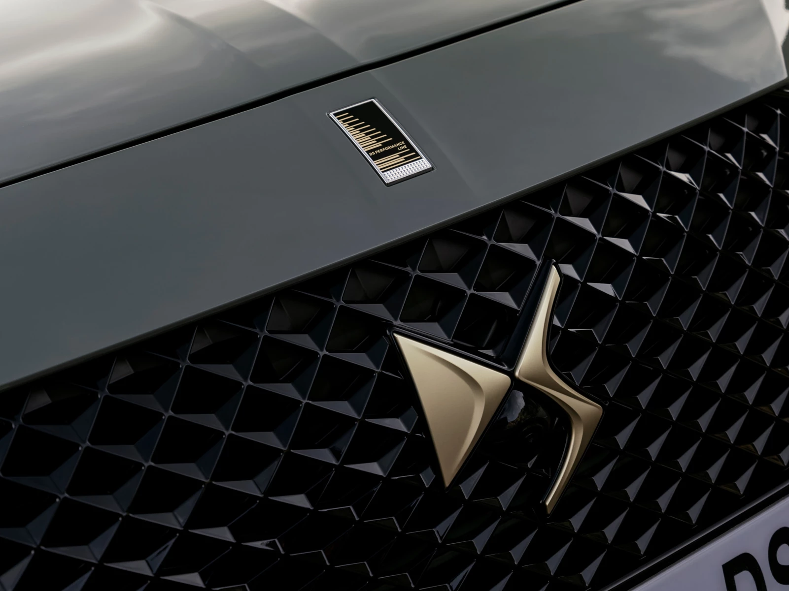 DS 7 DS PERFORMANCE Line