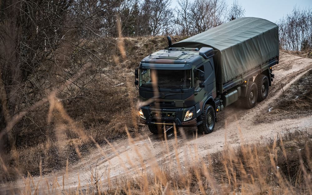 Volvo Defense στρατιωτικά οχήματα DEFEA 2025