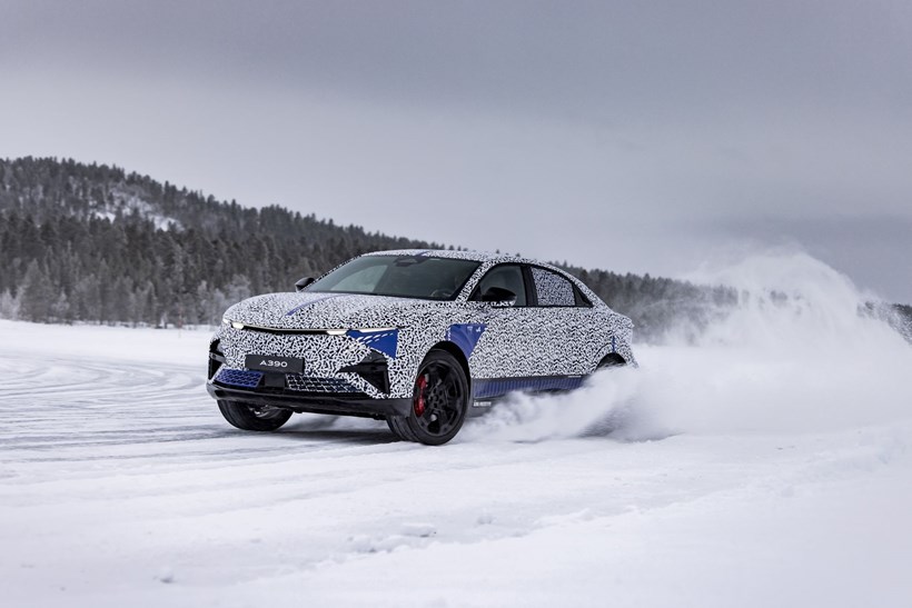Alpine A390 Δοκιμές στο κρύο