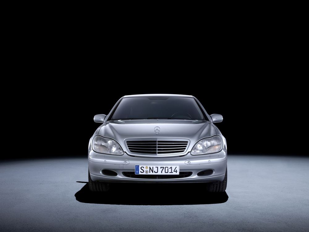 1998 Mercedes-Benz S400 (W220)