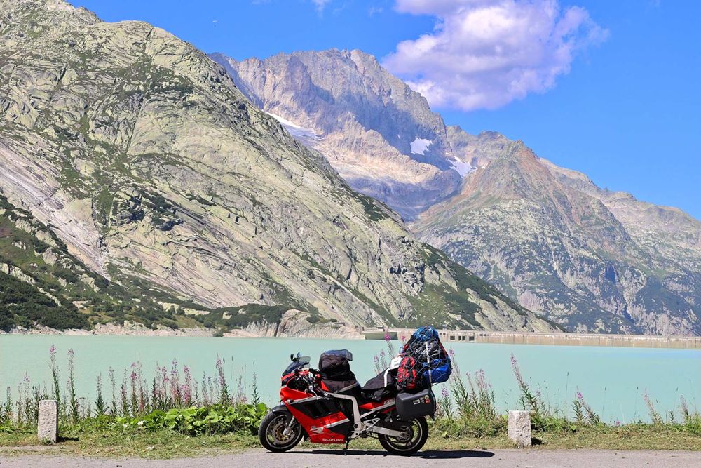 Οδοιπορικό με Suzuki GSX-R 1100 Ελβετία Αυστρία