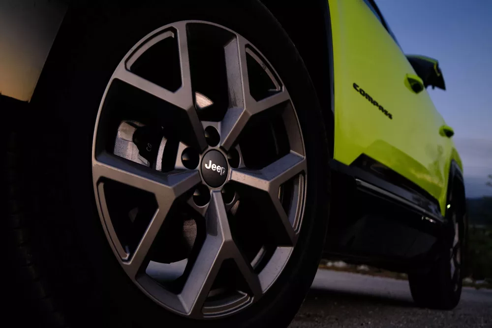 Jeep Compass e-Hybrid 145
