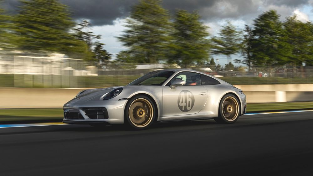 Porsche 911 Carrera GTS Le Mans Centenaire Edition
