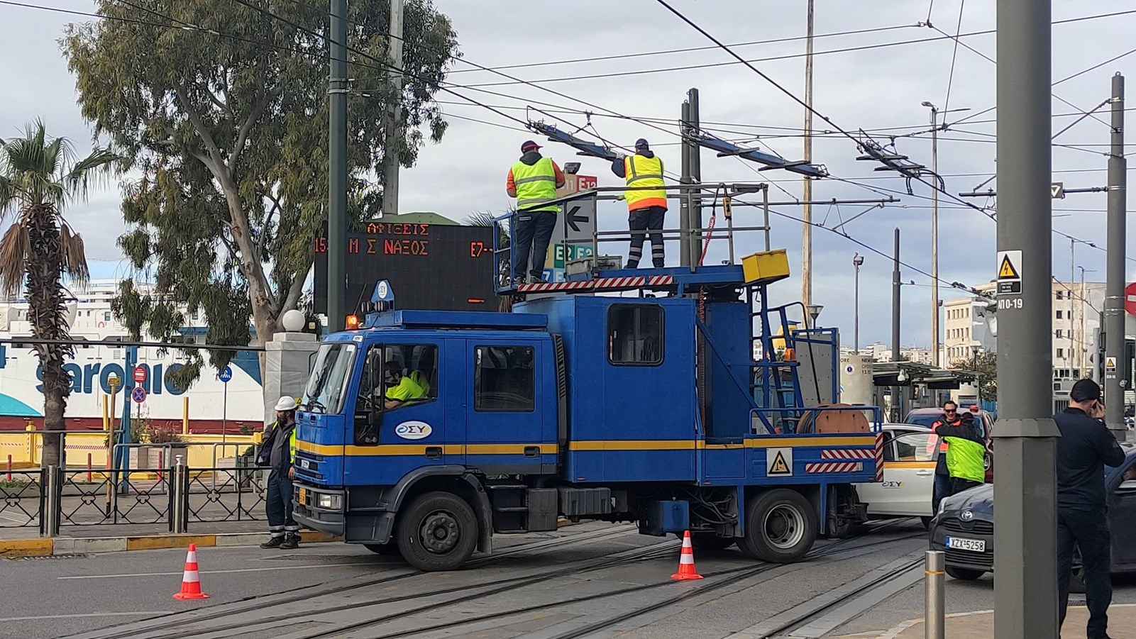 Τρολεϊ καλώδια πειραιάς