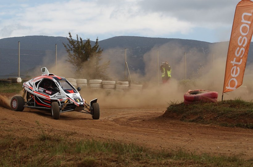 Hekimian Dirt Games