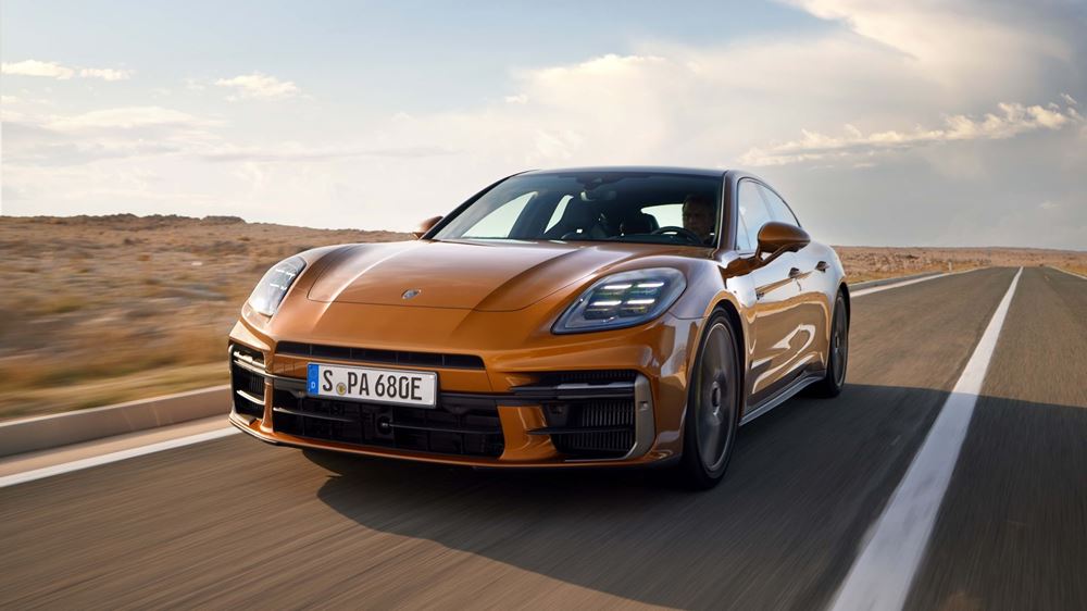 Porsche Panamera 2023