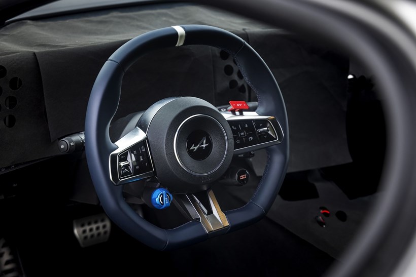 Alpine A390