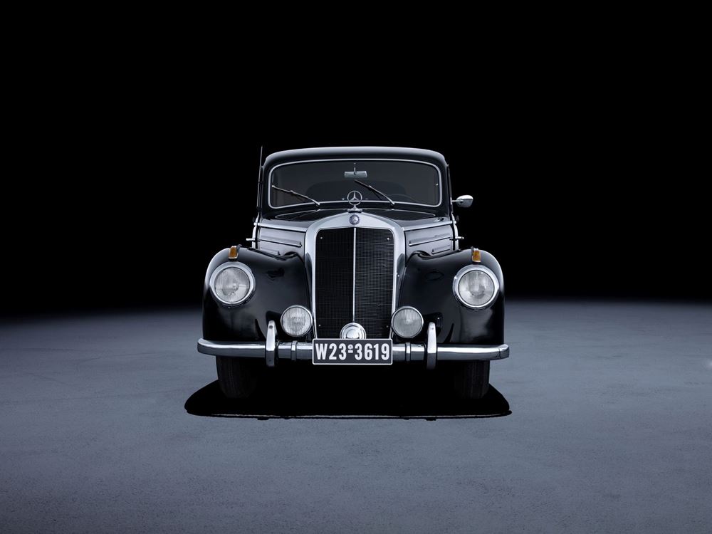 1951 Mercedes-Benz 220 (W187)