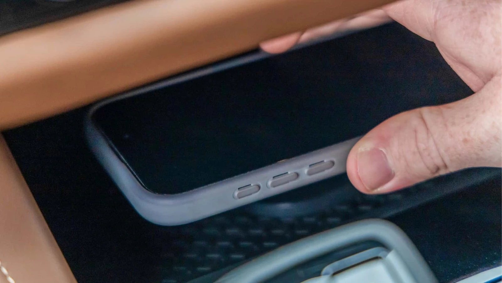 Nissan Qi2 ασύρματη φόρτιση