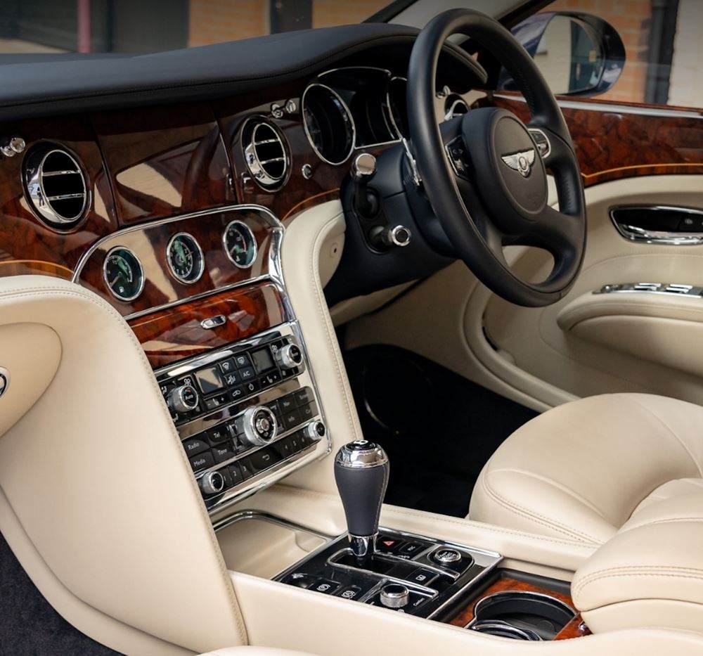 Bentley Mulsanne Dark Sapphire