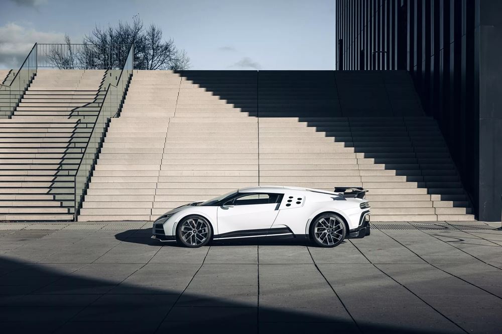 Bugatti Centodieci δημοπρασία