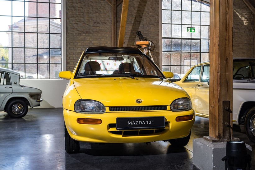 Mazda 121 Goldy Haribo