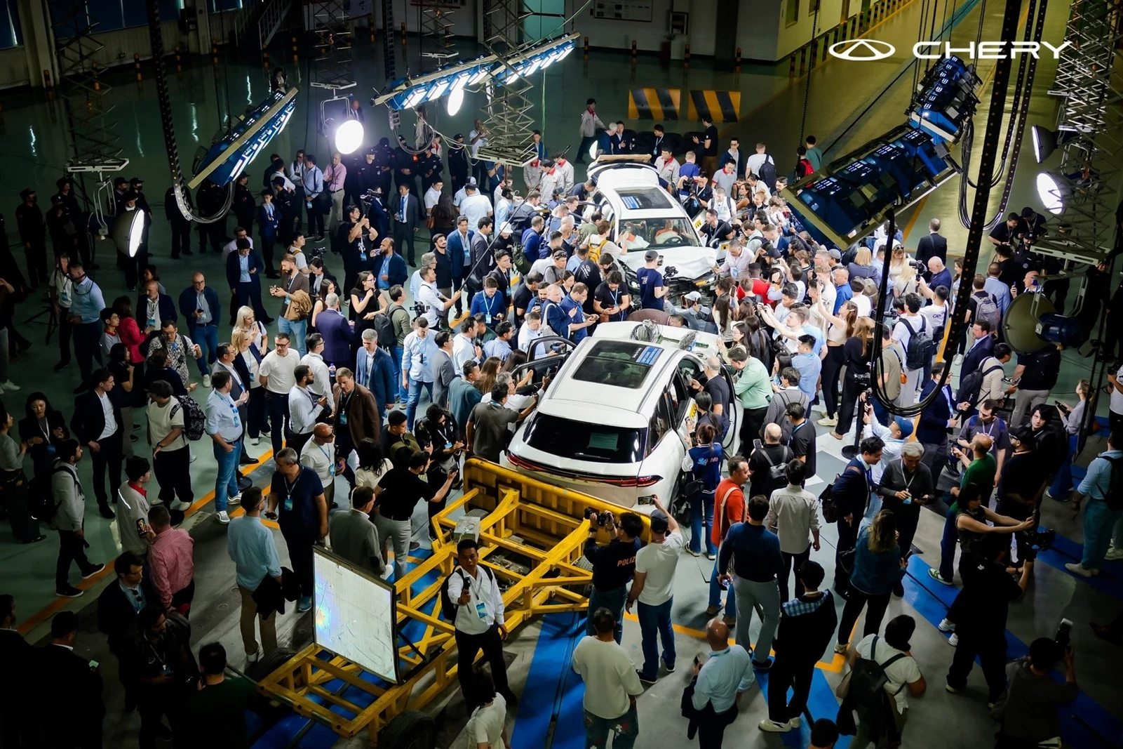 Chery Tiggo 9 τριπλό Crash Test