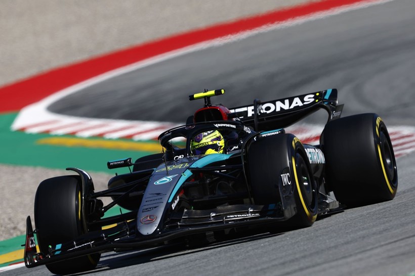 F1 GP Ισπανίας 2024 Κατατακτήριες δοκιμές Lewis Hamilton