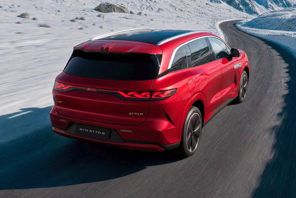 BYD Atto 8