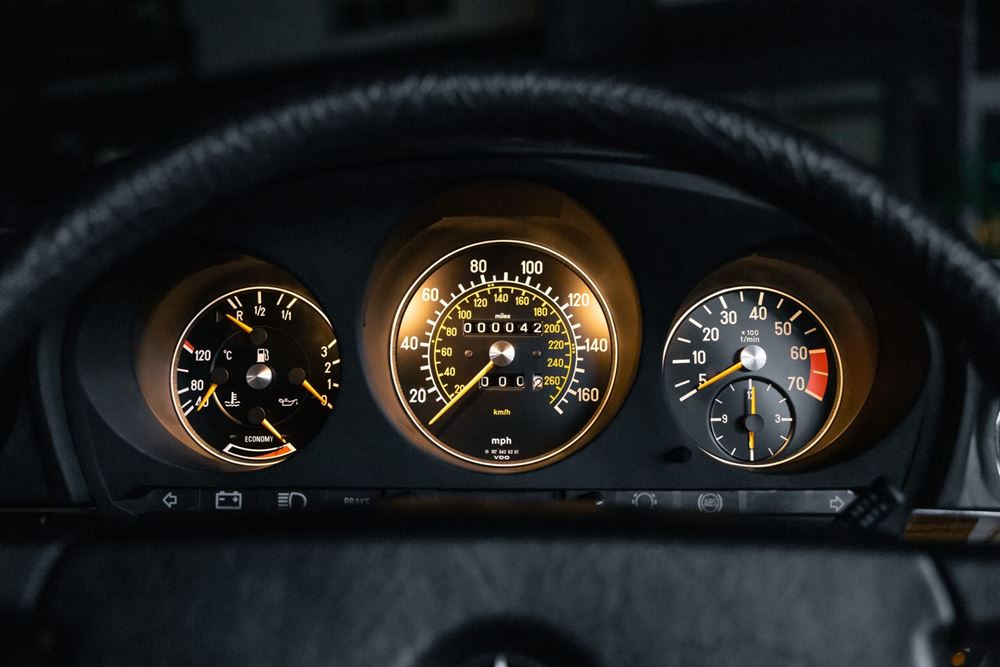 Mercedes 500 SL 1982